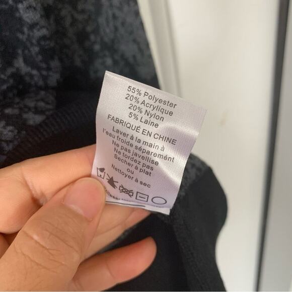 Evereve John‎ Jenn dylan python hooded pullover sweater jacket - Picture 4 of 7